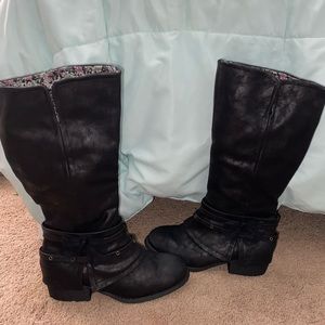 Girls Black Boots With Bow (NWOT)